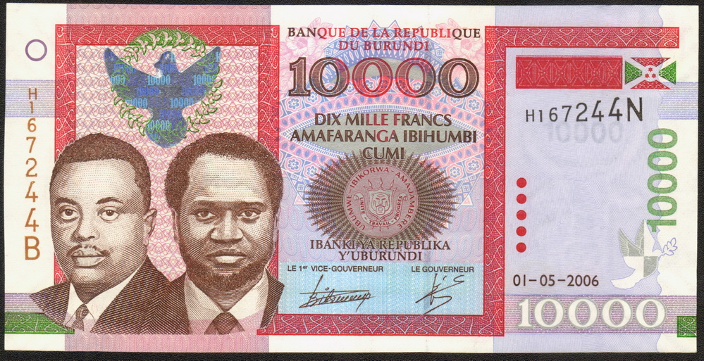  10 000  2006  UNC.     43 b